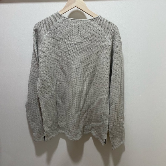 Tan sweater - Picture 2 of 3